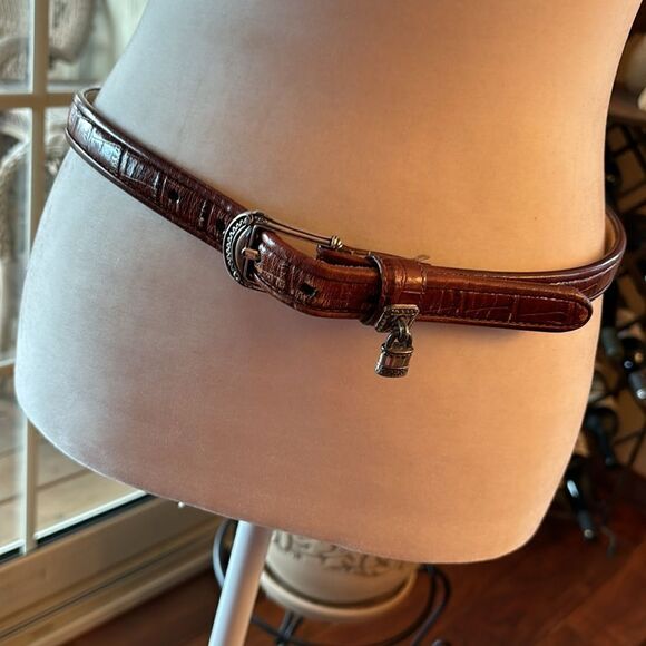 Vintage Brighton Embossed Crocodile Belt with Charm - ML - Picture 1 of 6
